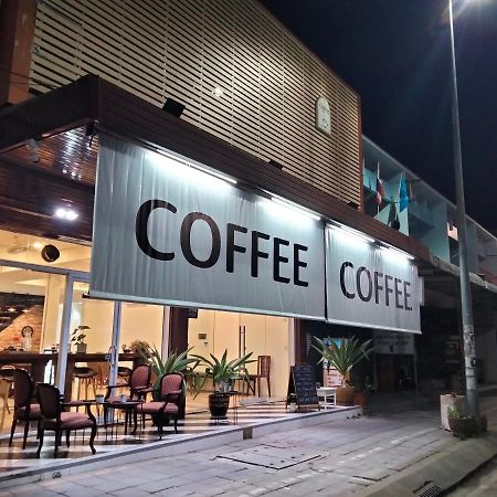 Chaiyee Coffee Chiang Mai Exteriör bild
