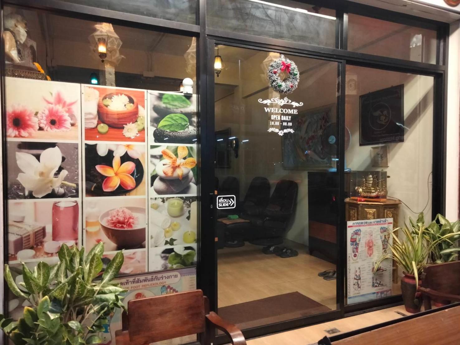 Chaiyee Coffee Chiang Mai Exteriör bild