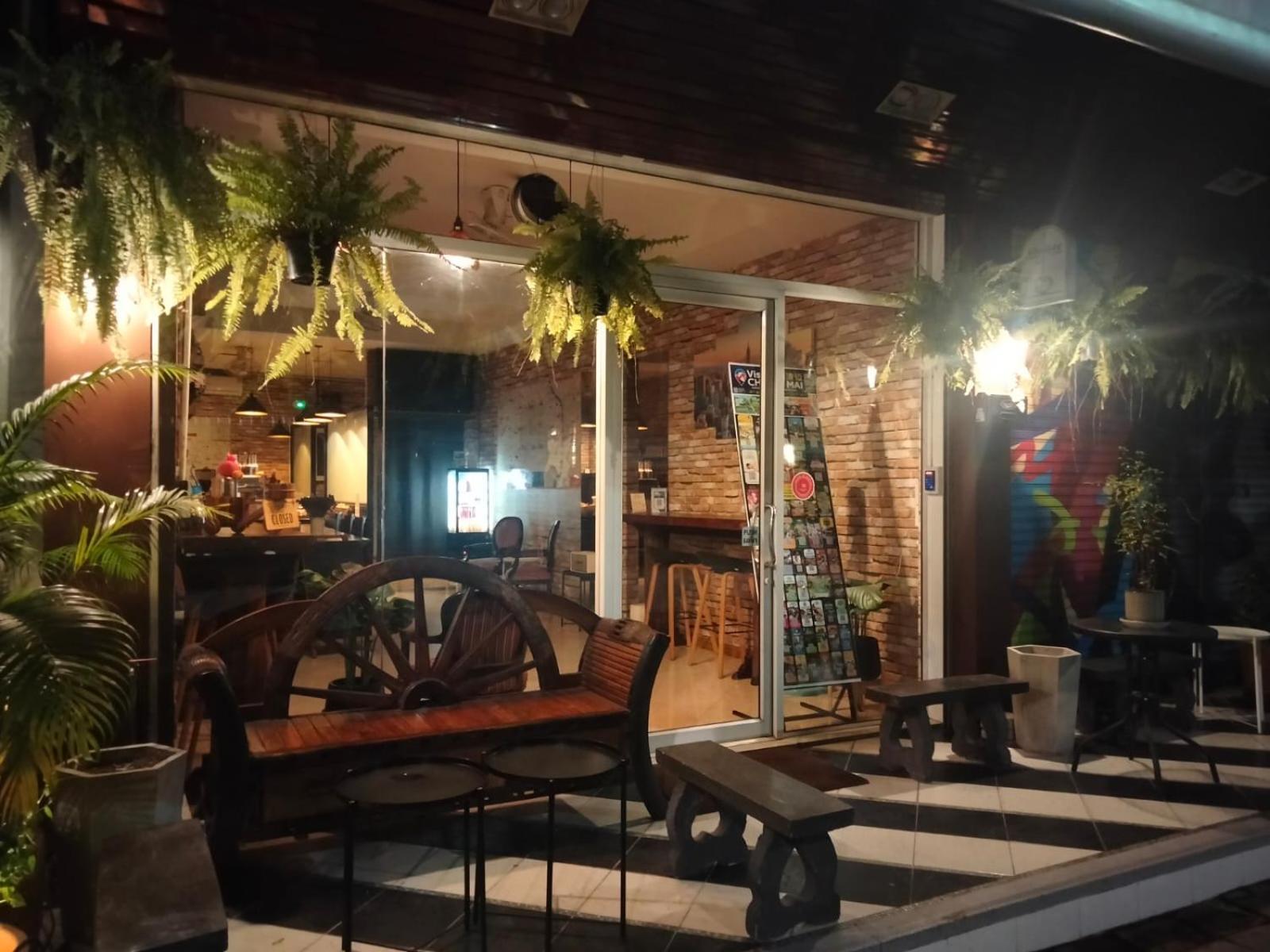 Chaiyee Coffee Chiang Mai Exteriör bild