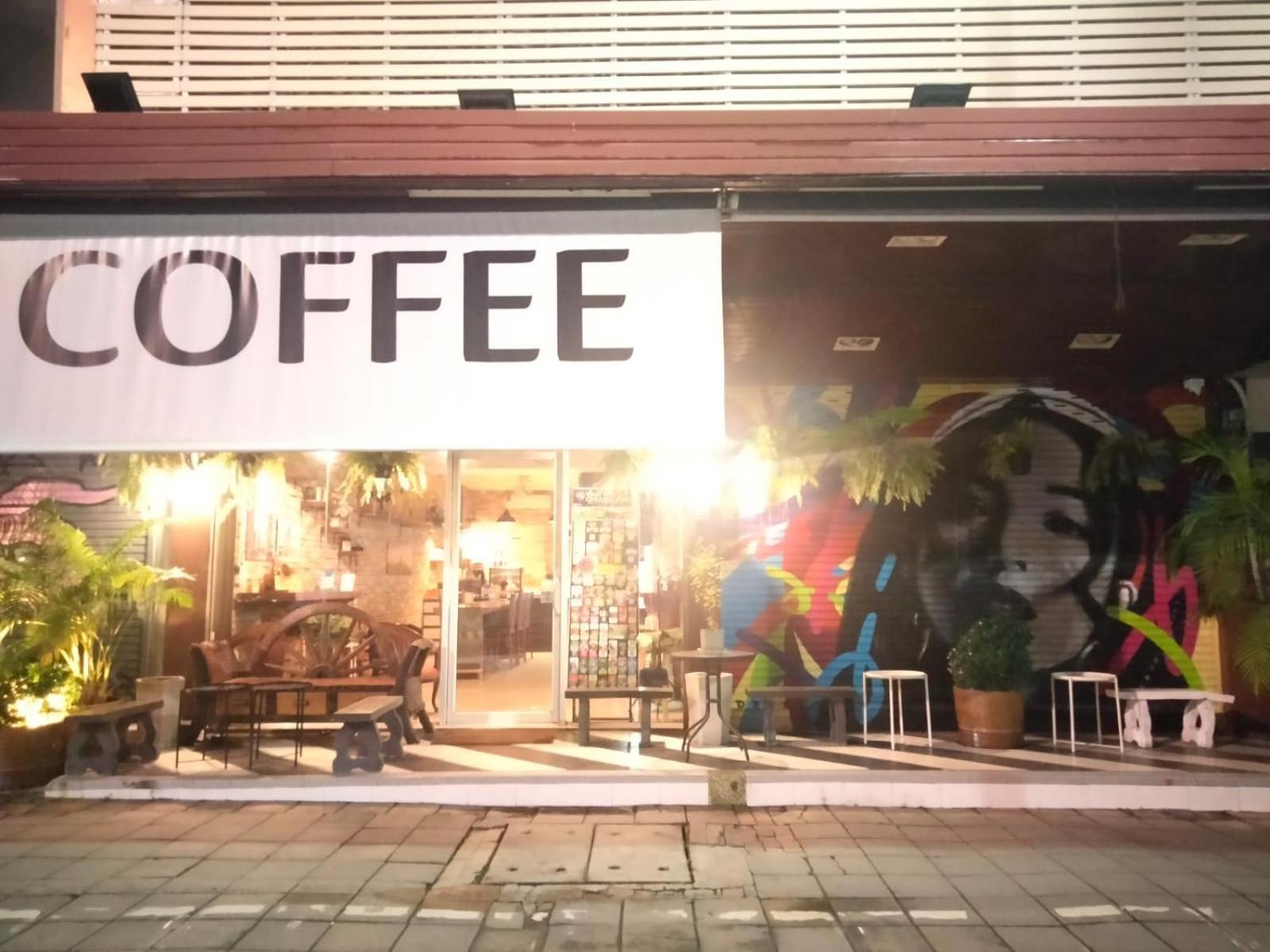 Chaiyee Coffee Chiang Mai Exteriör bild